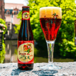 Kit Brugse Zot Blonde & Dubbel + Taça 330ml - De Halve Maan - Imagem 6